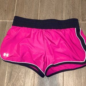 UNDER ARMOR SHORTS